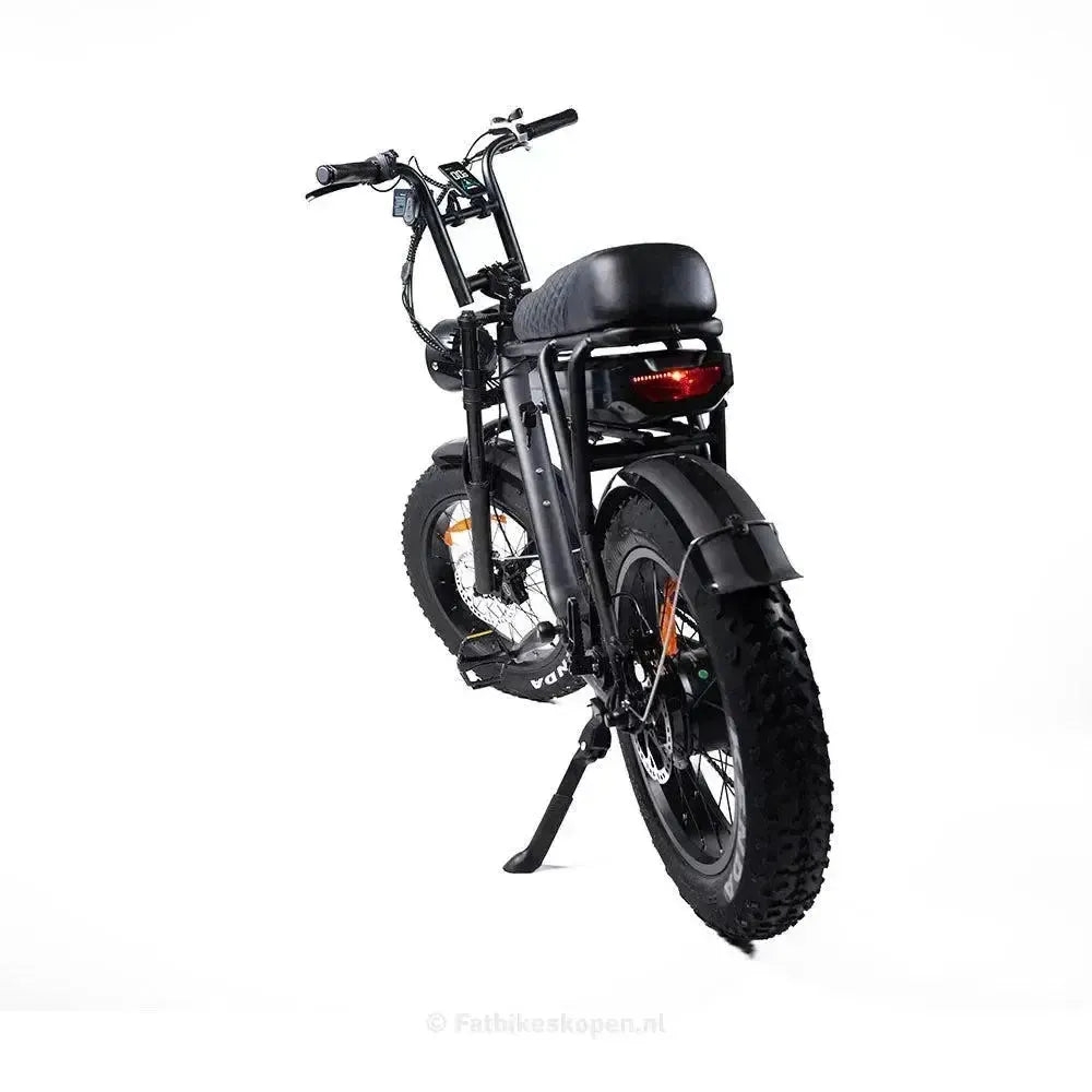 EB2 Pro - Negru