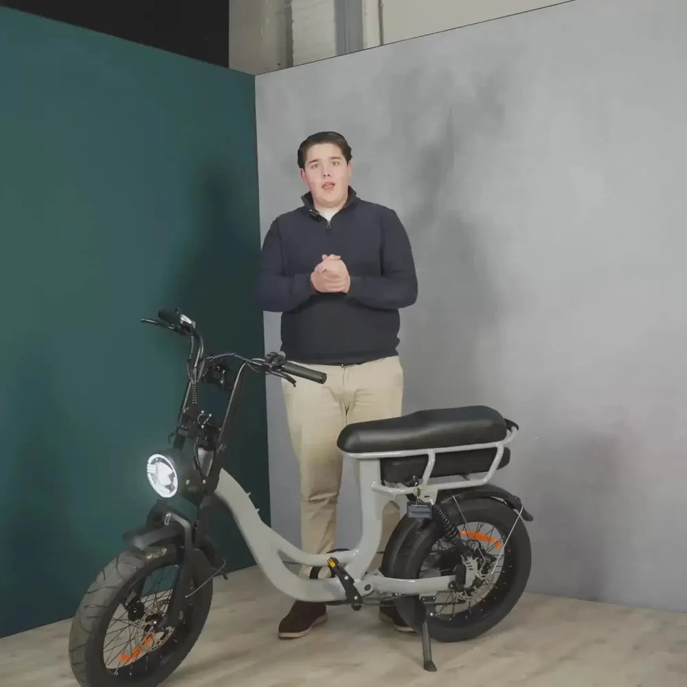 EB8 Pro - Negru